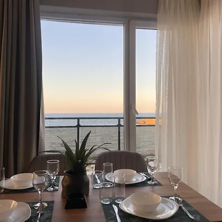 Infinity - Panoramic Sea View Aparthotel