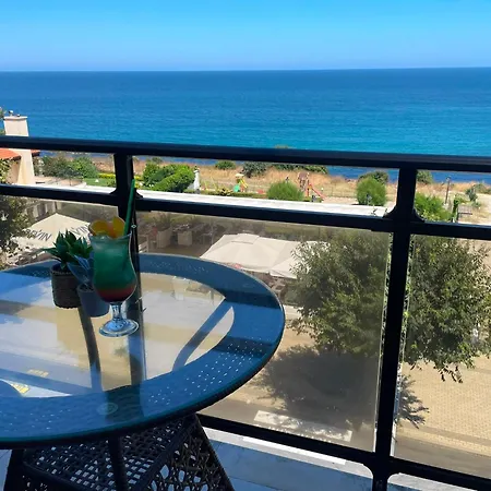 Infinity - Panoramic Sea View 3* Ahtopol
