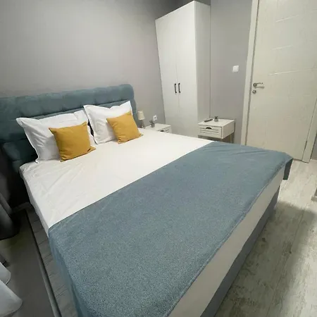 Aparthotel Infinity - Panoramic Sea View 3*